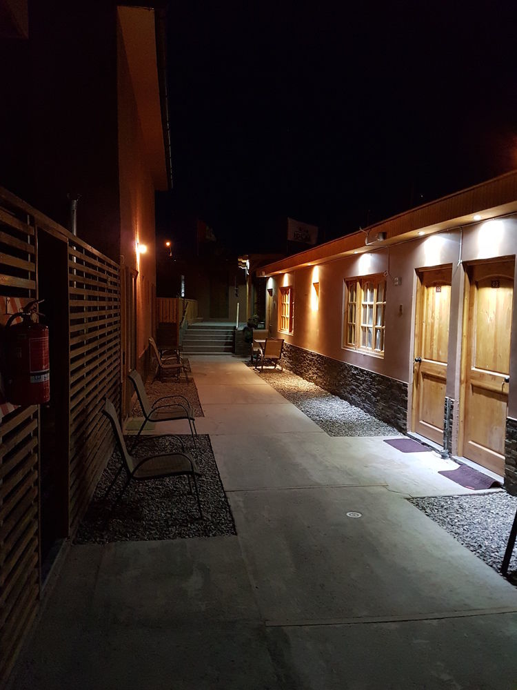Vicuna Lodge ซานเปโดร เด อาตากามา ภายนอก รูปภาพ